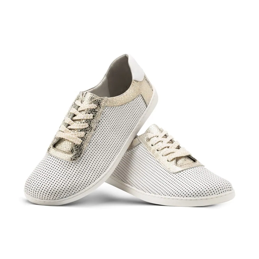 Женские кроссовки ZAQQ QOOQY White (белый цвет) — фото 1 из 13